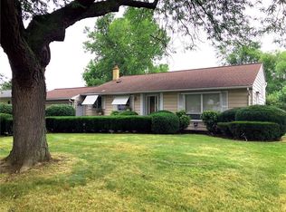 132 Shadowbrook Dr, Rochester, NY 14616