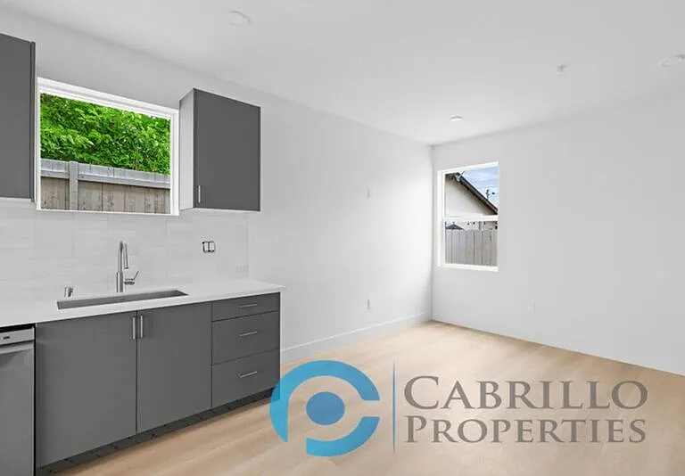 3520 Oak Glen Ln — Photo 8