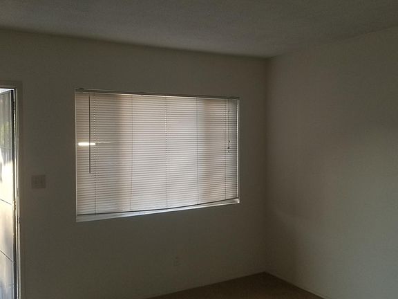 5th image of 920 W Olive Ave APT C