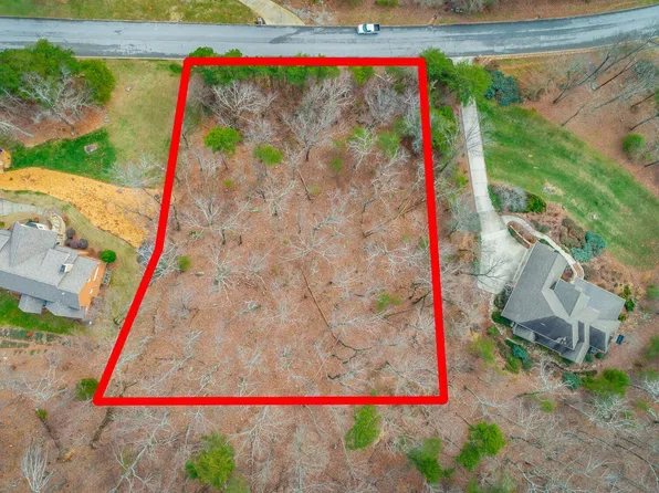 7783 Rocky Ledge Dr, Hixson, TN 37343