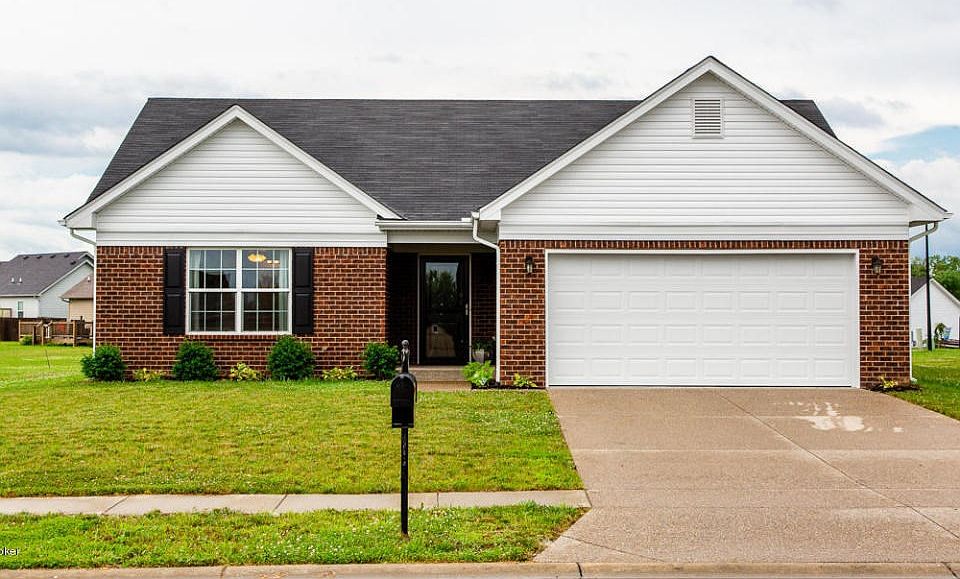 Gentry Crossing Front
