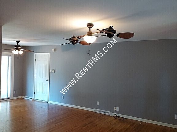 3rd image of 5317 SW 24th St