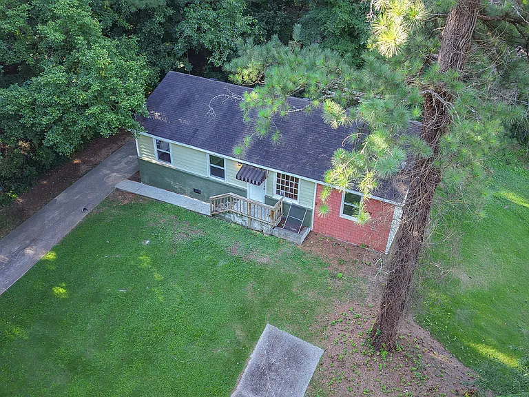 2871 Marco Dr NW — Photo 3