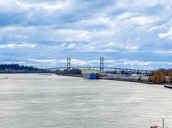 680 Quayside Dr #501, New Westminster, BC V3M 6Z6