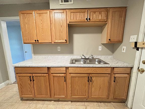 5th image of 4694 McCrory Ave