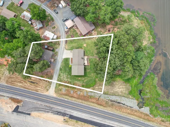 4851 State Highway 24/27, Mount Gilead, NC 27306