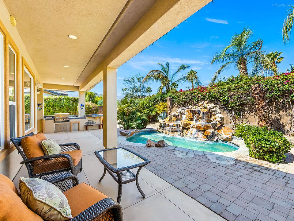 1st image of 61195 Portulaca Dr
