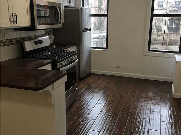5th image of 289 Bleecker St