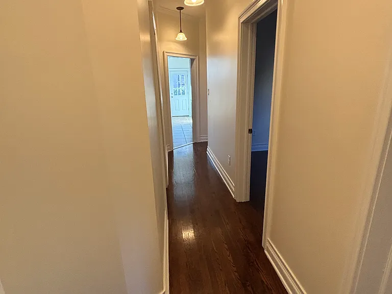 527 E 234th St #1A — Photo 9