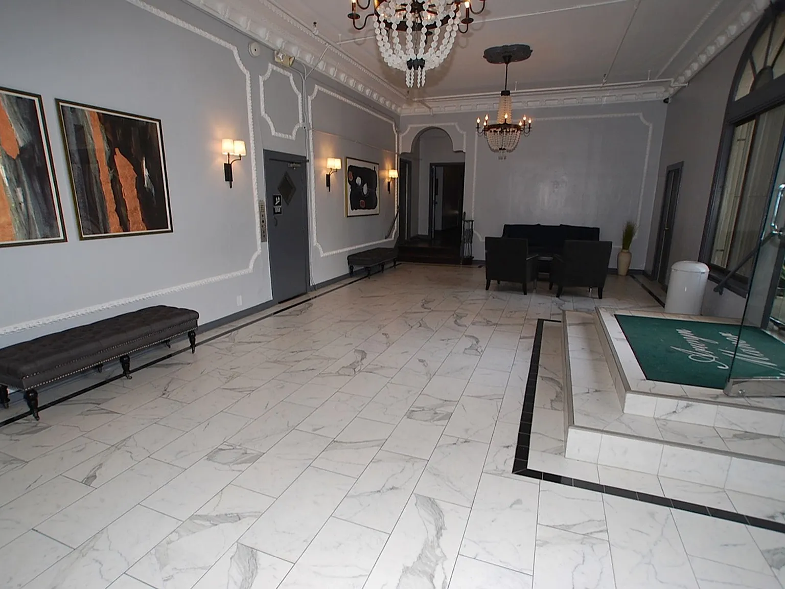 Arwyn Manor — Photo 4