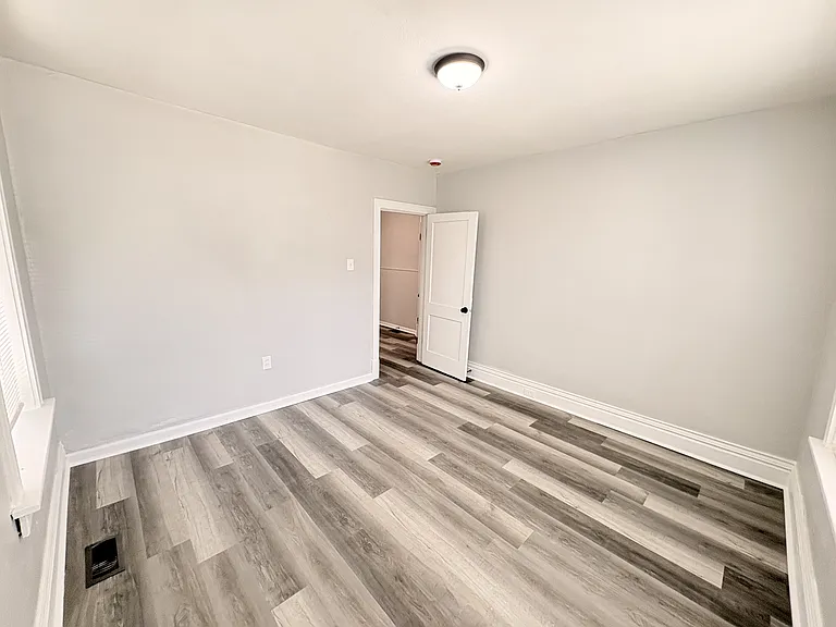 2837 Meramec St #1E — Photo 9