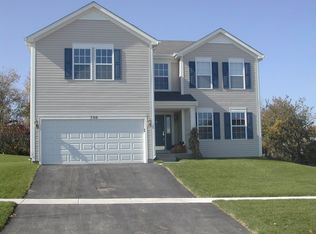 700 Ridge Dr, Marengo, IL 60152