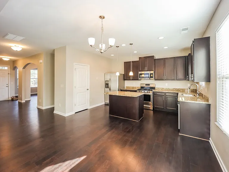 5259 Cantbury Way — Photo 7