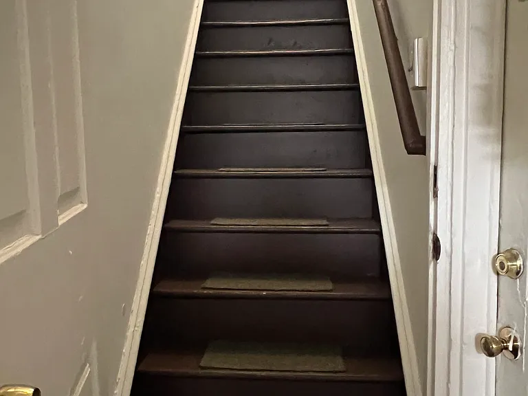 entrance stairway to unit