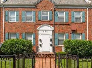 566 Newcomb St SE APT 2, Washington, DC 20032