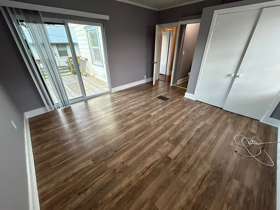 620 5th Ave W