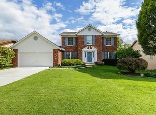 8 Huntleigh Ct, Saint Charles, MO 63301