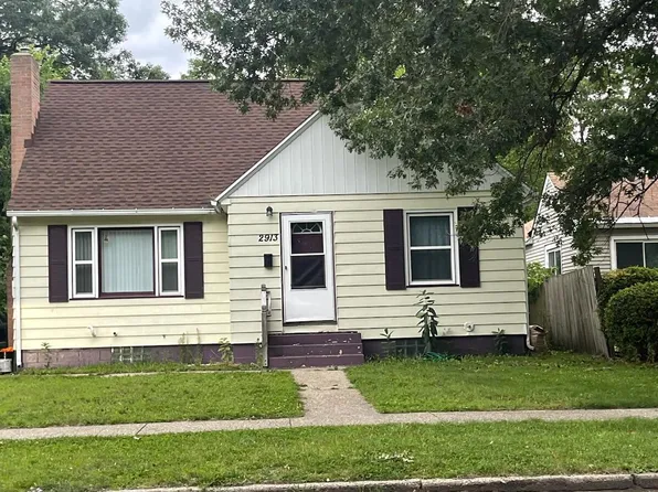 2913 Park St, Muskegon Heights, MI 49444