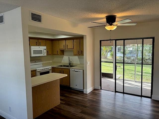 1st image of 4245 Oak Terrace Drive