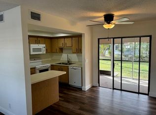 4245 Oak Terrace Dr, Greenacres, FL 33463