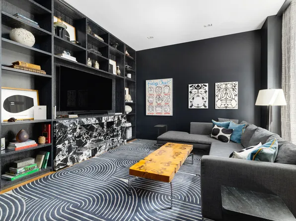 601 Washington Street image 18 of 21