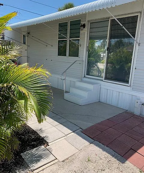20 Cielo St — Photo 1