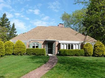 219 Saturn Drive