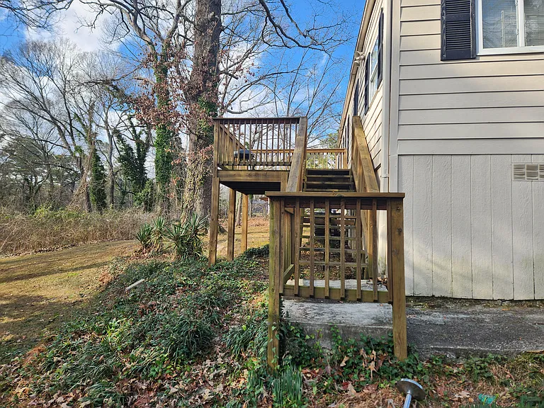 534 Hamilton E Holmes Dr NW — Photo 8