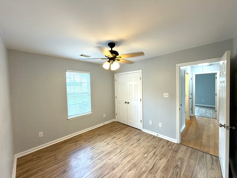 476 Connemara Trl — Photo 11
