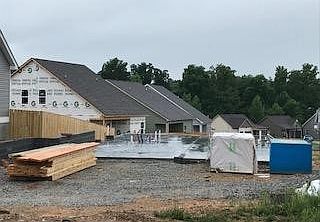 2nd image of 129 Georgetown Dr Unit 43