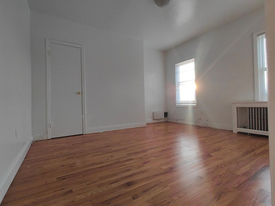1st image of 83 S Terrace Ave #2