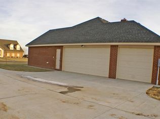 9100 Arena Dr, Amarillo, TX 79119