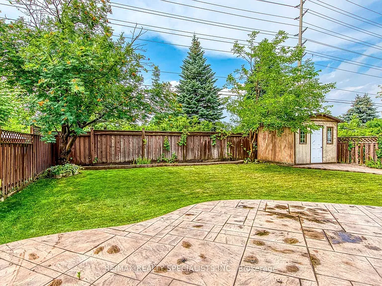 1499 Ravensmoor Cres — Photo 47