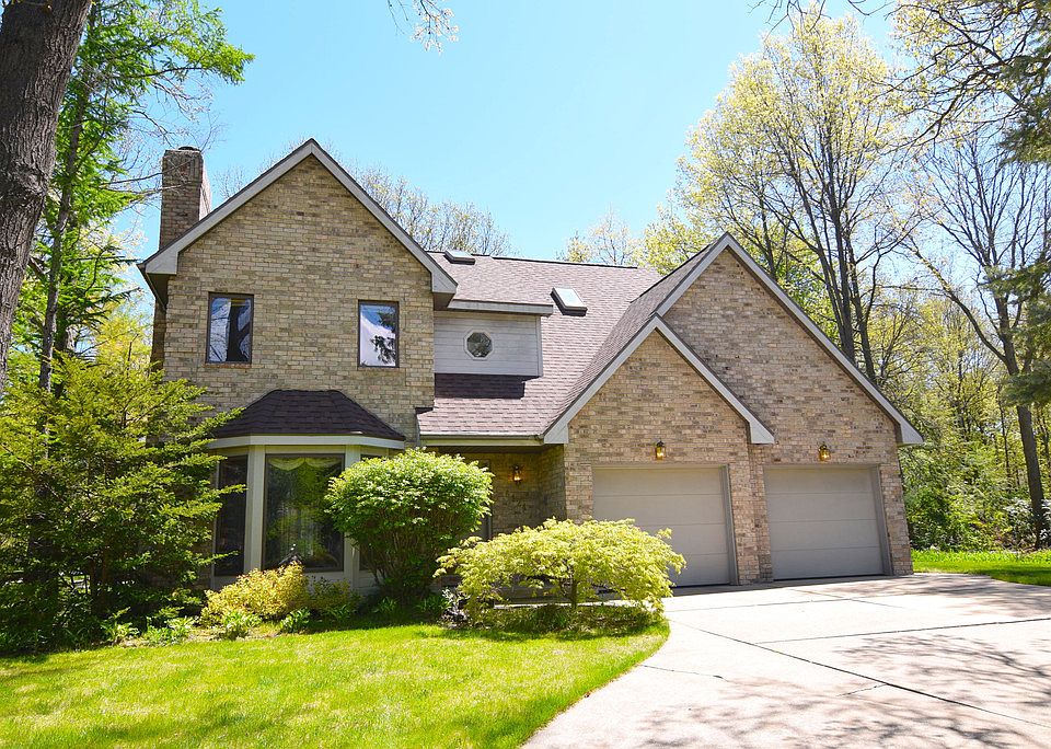 1st image of 6124 Pinewood Dr