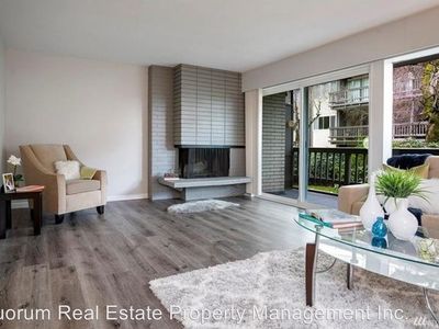 2500 81st Ave SE APT 305, Mercer Island, WA, 98040