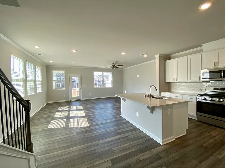2054 Strickland Oak Way — Photo 4