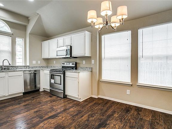 5th image of 6607 Pecanwood Dr