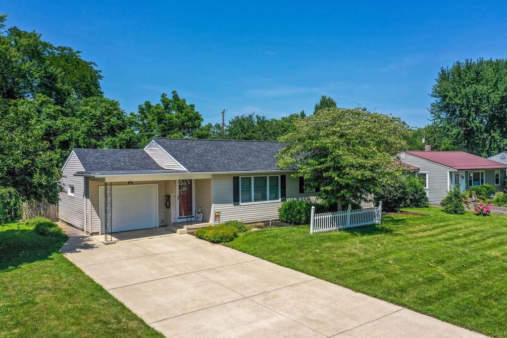 Real estate listing image