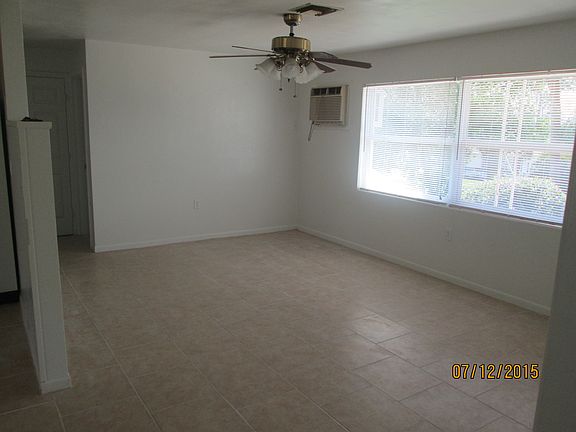5th image of 8 N Desoto St