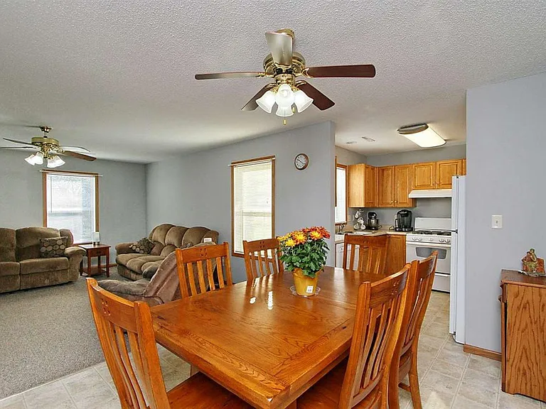 2503 Aster Ave — Photo 11