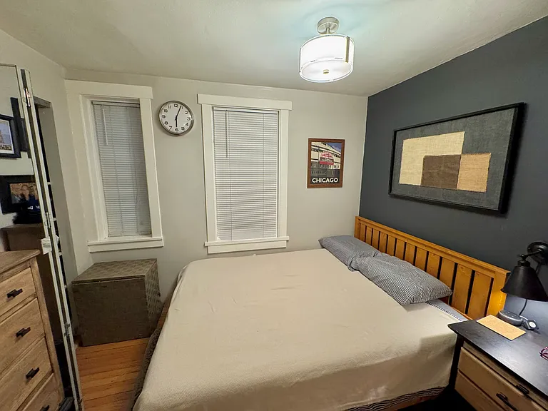 2832 W Wellington Ave #GDN — Photo 8