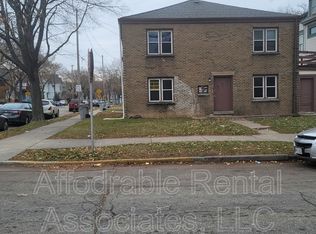 833 S 14th St, Milwaukee, WI 53204