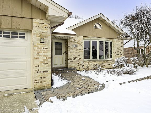 2nd image of 14106 W Dublin Dr