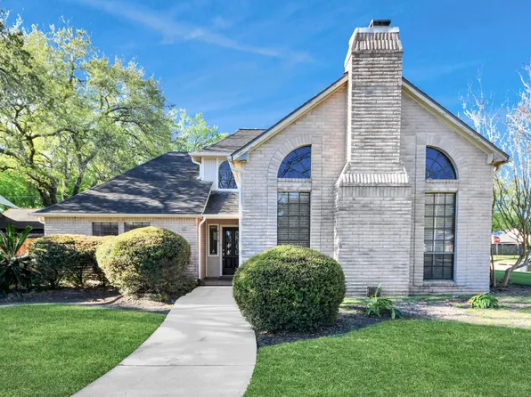 3210 Deer Creek Dr, Sugar Land, TX 77478