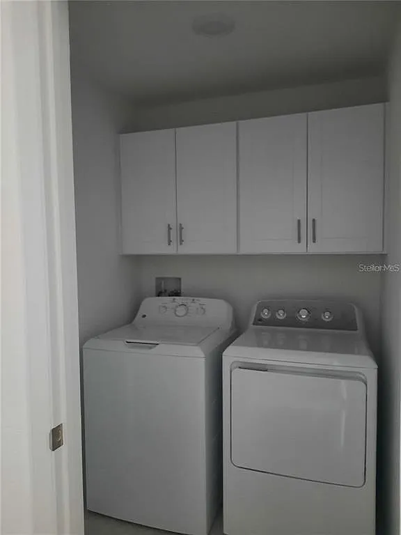 3 bed, 2.5 bath, 1634 sqft, $1,895 — Photo 4