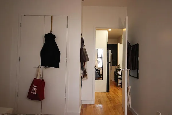 Rented by Nooklyn NYC LLC | media 26