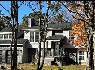 1506 Sun Valley Dr, Blakeslee, PA 18610