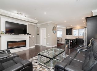 14285 64th Ave #4, Surrey, BC V3W 1Z2