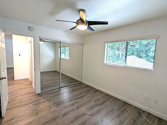 4th image of 4546 60th St #11313788