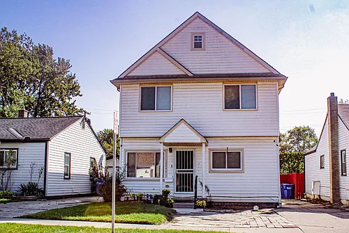 13846 Hobart Ave Photo 1